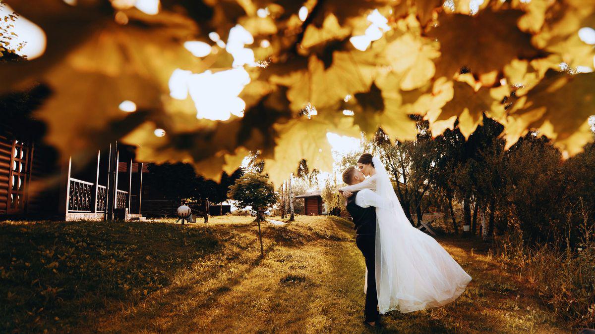 Fall Weddings Are Better Without Uninvited Pests