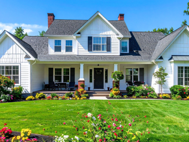 Best Methods to Keep Spiders Off Your Porch, Deck, and Eaves